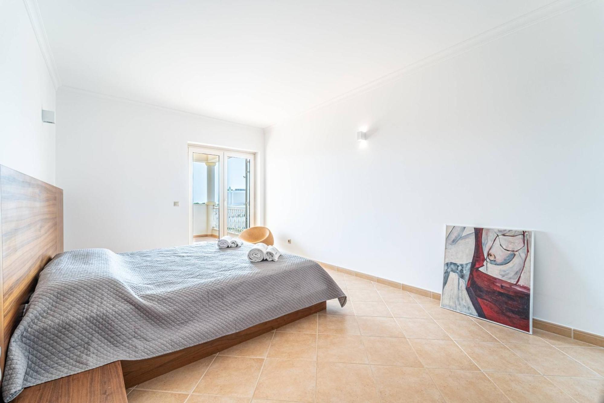 Villa Ribeiro By Hellovacations อัลบูเฟรา ภายนอก รูปภาพ