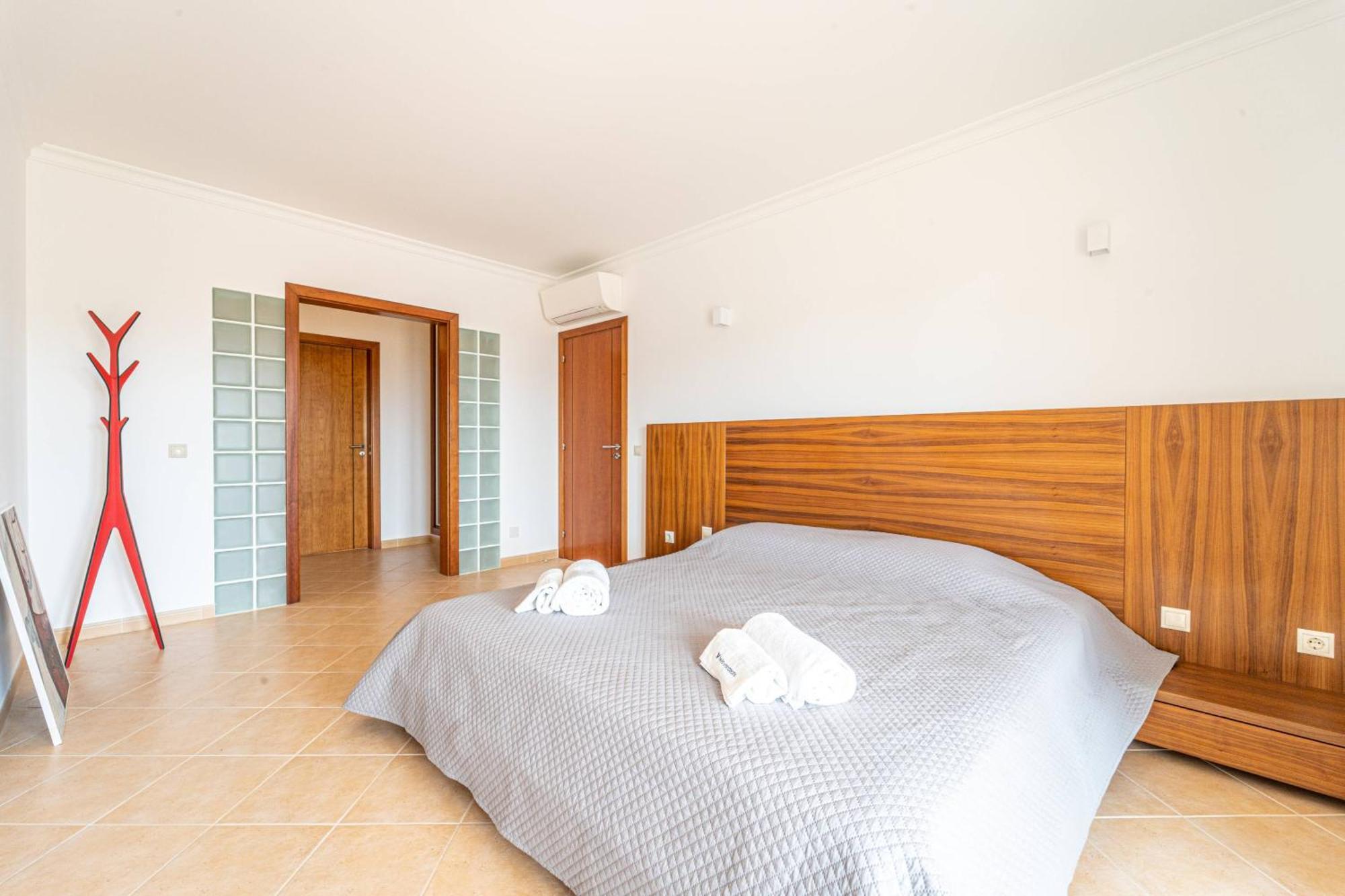 Villa Ribeiro By Hellovacations อัลบูเฟรา ภายนอก รูปภาพ