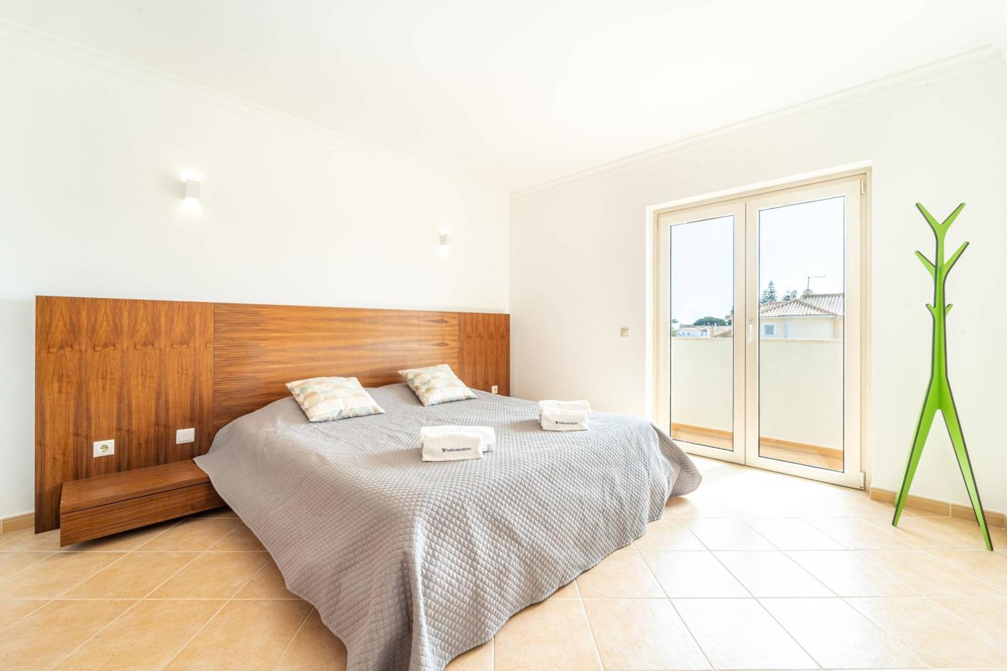 Villa Ribeiro By Hellovacations อัลบูเฟรา ภายนอก รูปภาพ