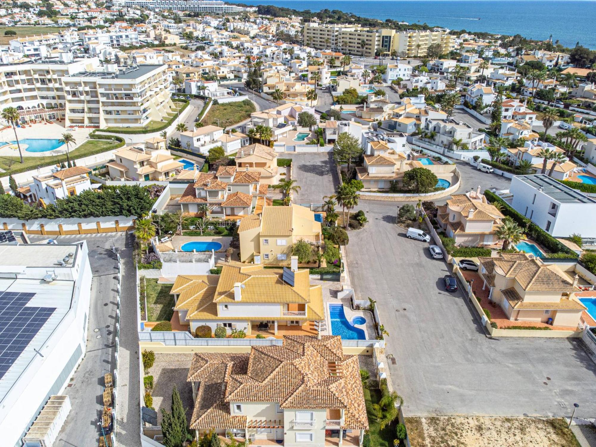 Villa Ribeiro By Hellovacations อัลบูเฟรา ภายนอก รูปภาพ