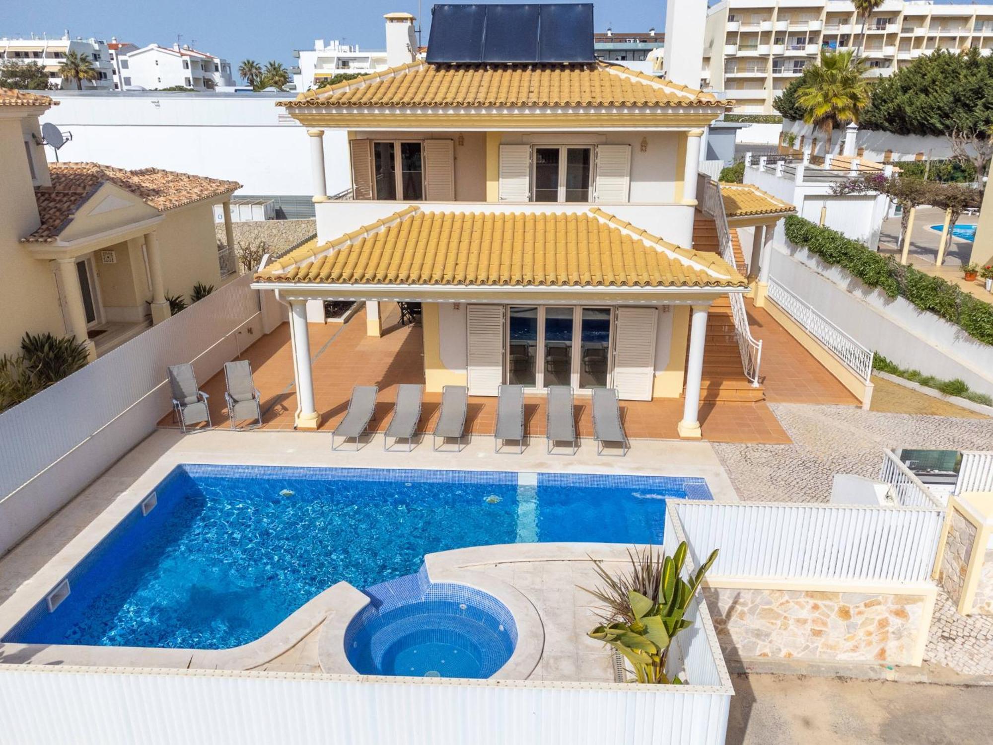 Villa Ribeiro By Hellovacations อัลบูเฟรา ภายนอก รูปภาพ