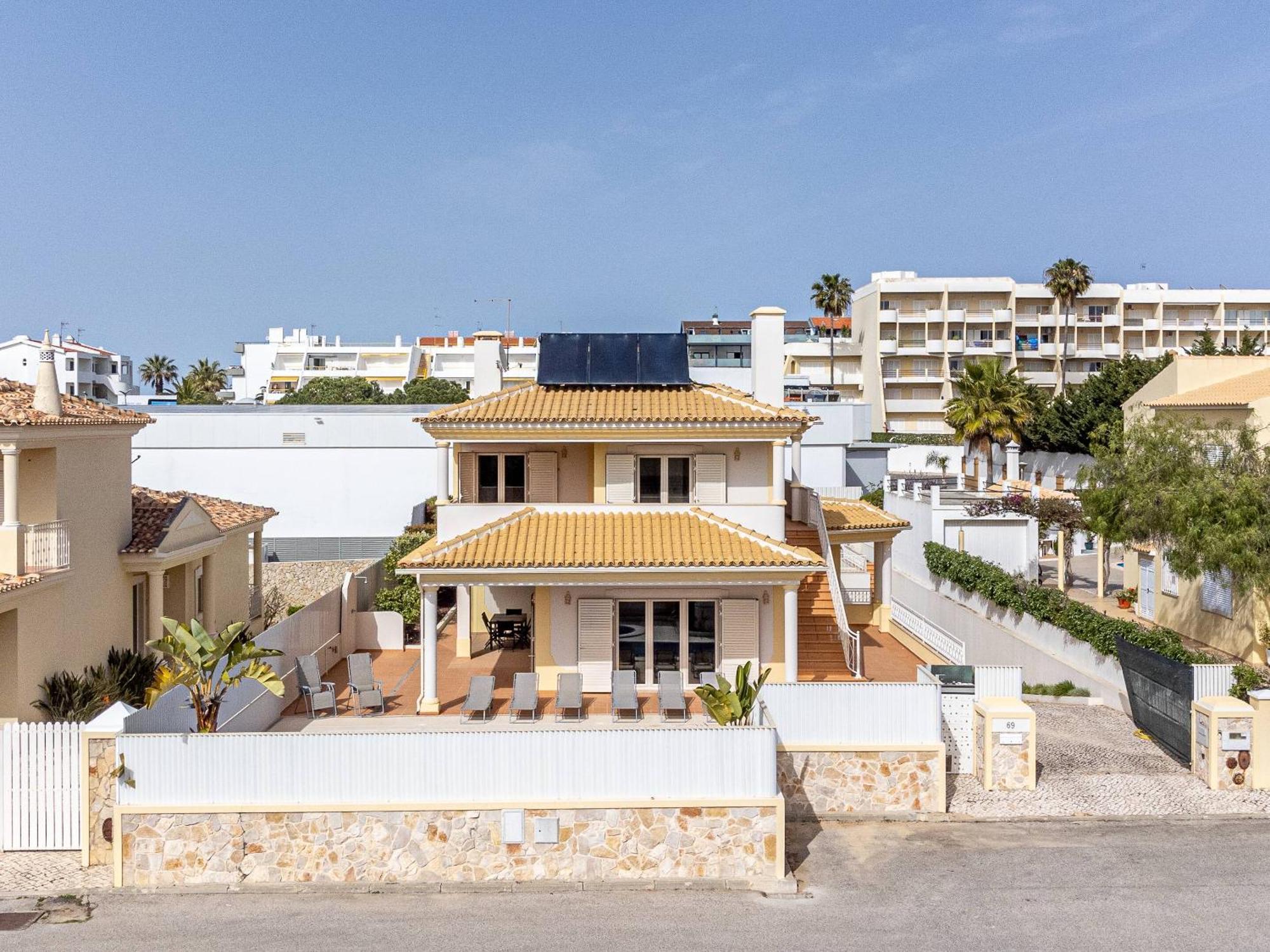 Villa Ribeiro By Hellovacations อัลบูเฟรา ภายนอก รูปภาพ